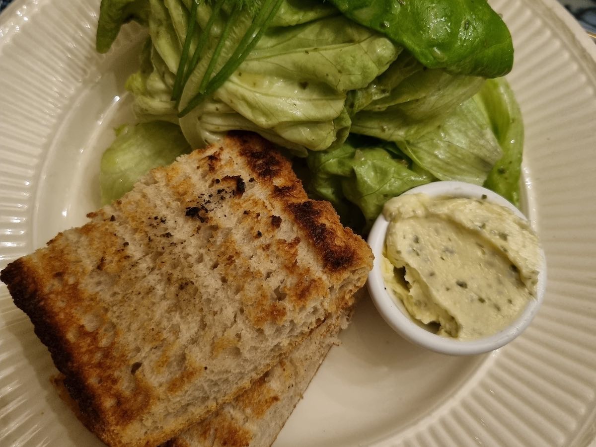 Brunch in Amsterdam at Gartine, the side salad with whipped butter and toasted ciabatta