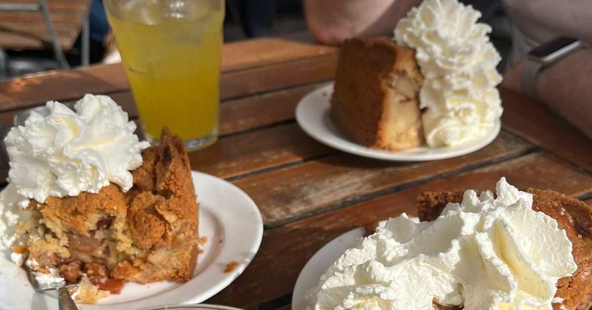 apple pie in amsterdam at winkel 43. Three pies with cream